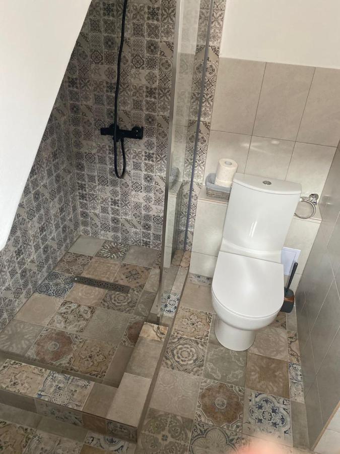 La Bilal 2 Hotell Tuzla Eksteriør bilde